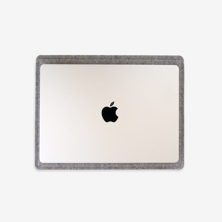 simple sleeve for macbook