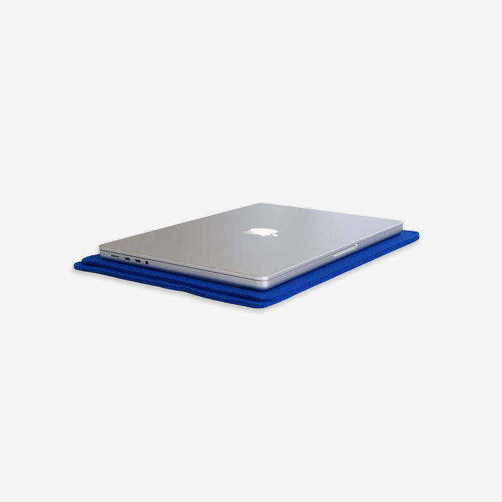simple sleeve for macbook
