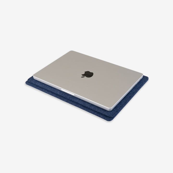 simple sleeve for macbook