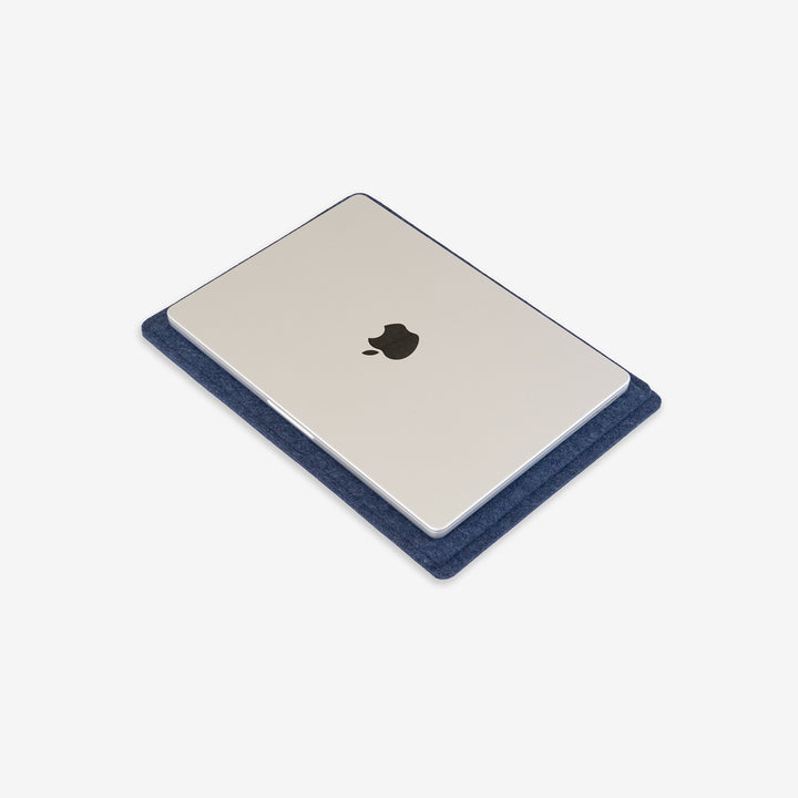 simple sleeve for macbook