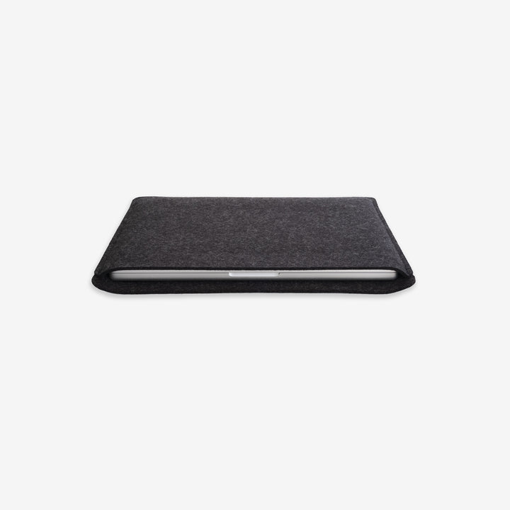 simple sleeve for macbook