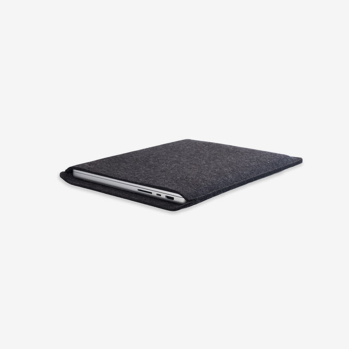 simple sleeve for macbook