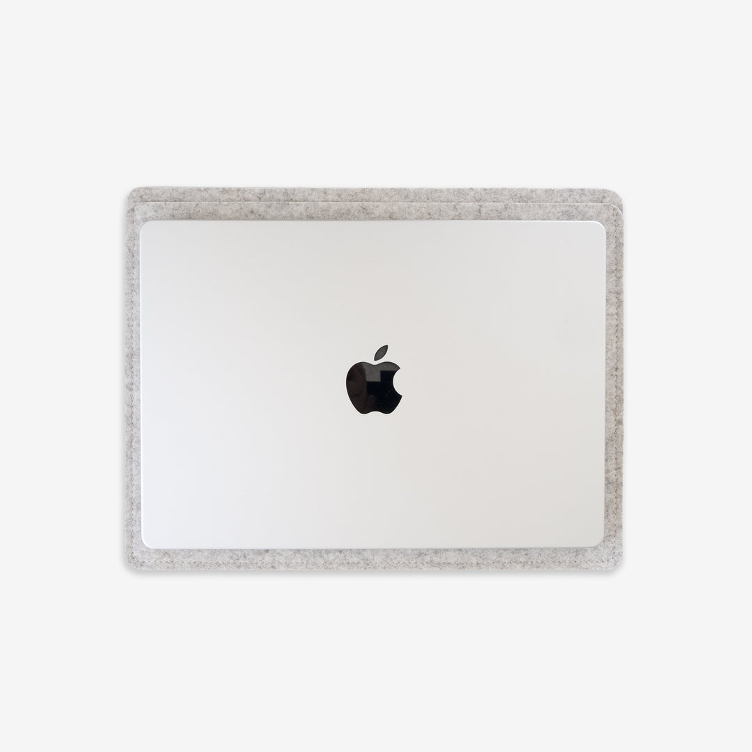 simple sleeve for macbook