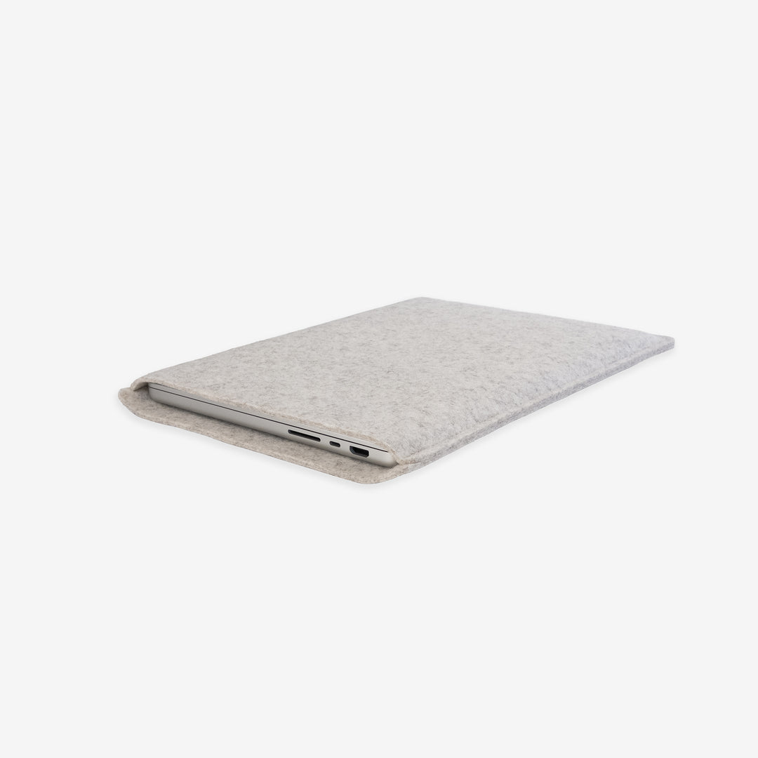 simple sleeve for macbook