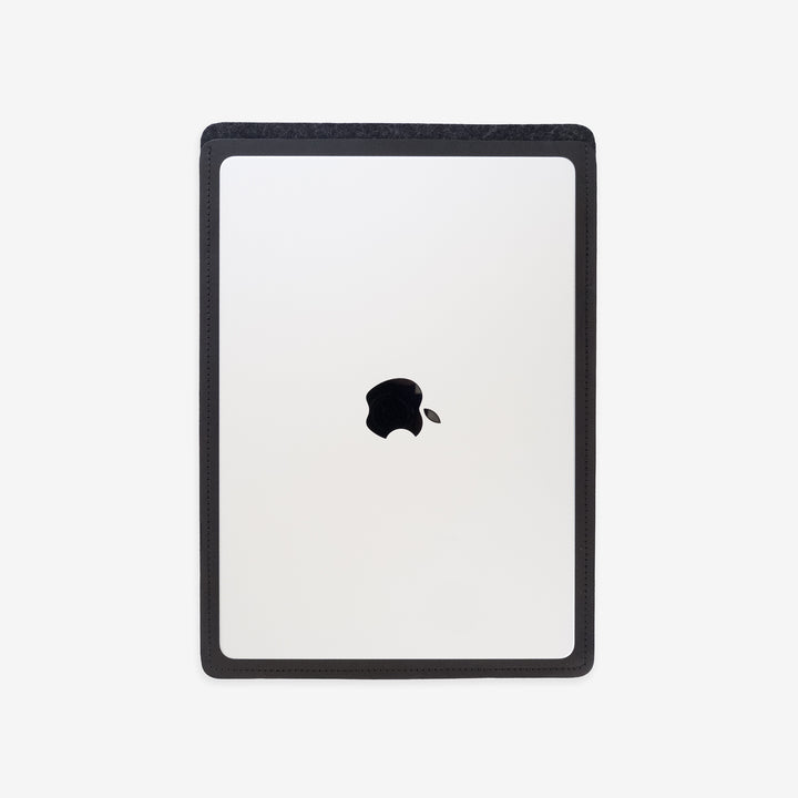simple sleeve for macbook