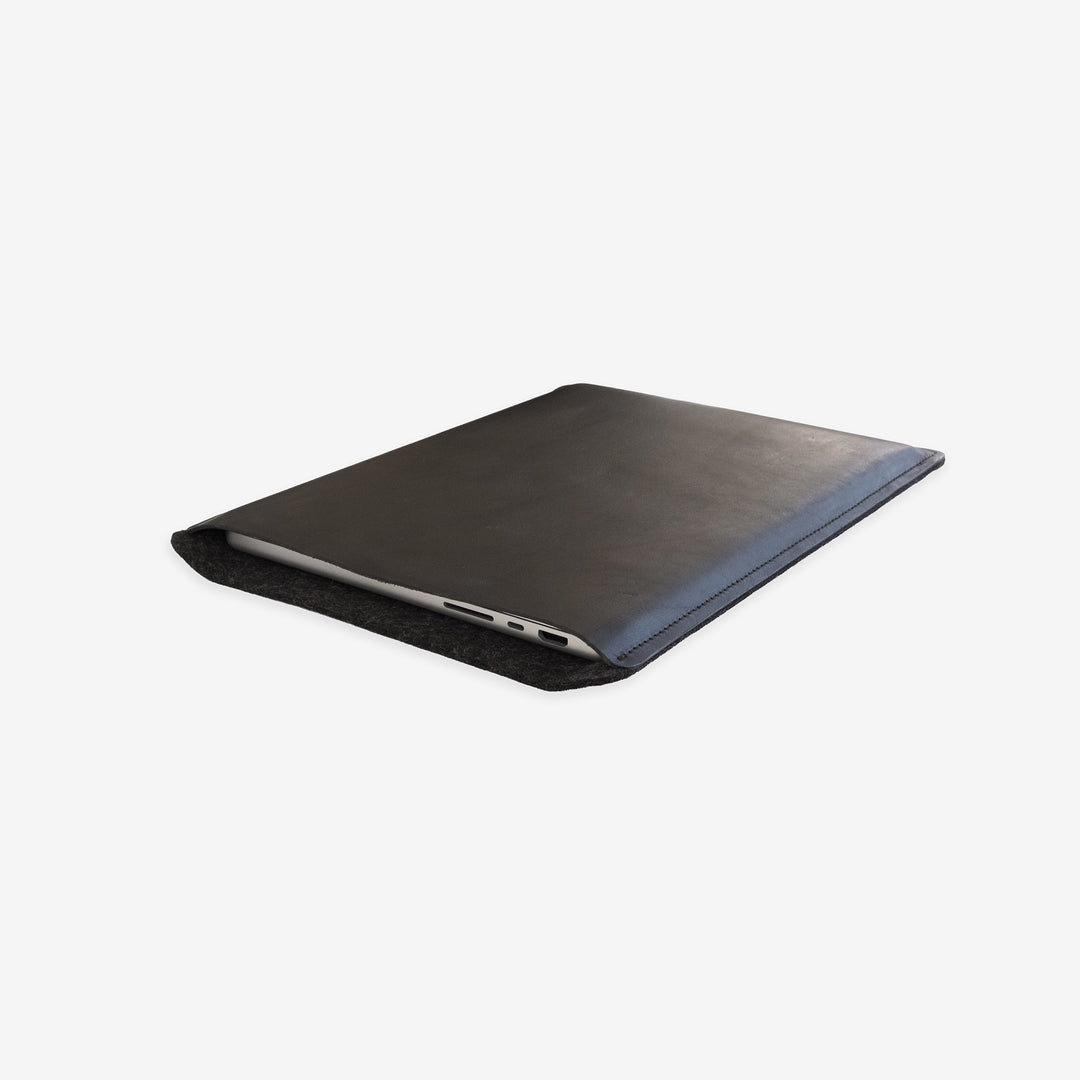 simple sleeve for macbook
