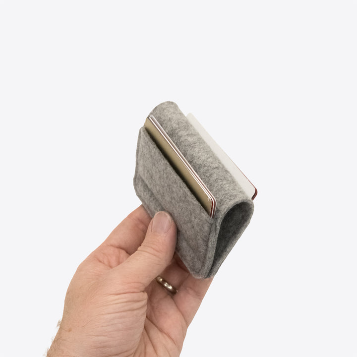 magnetic card wallet