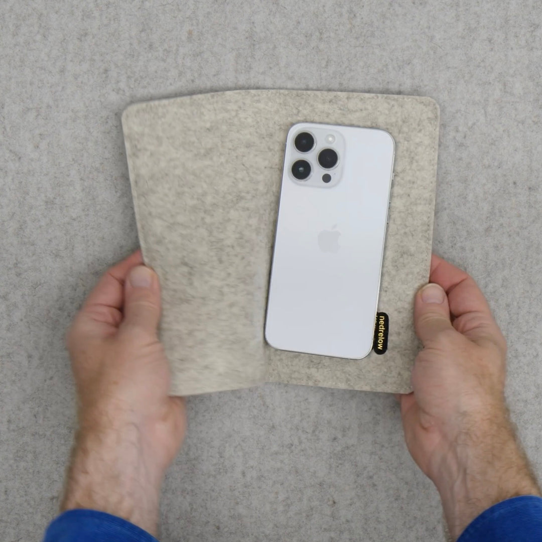 magic sleeve for iPhone