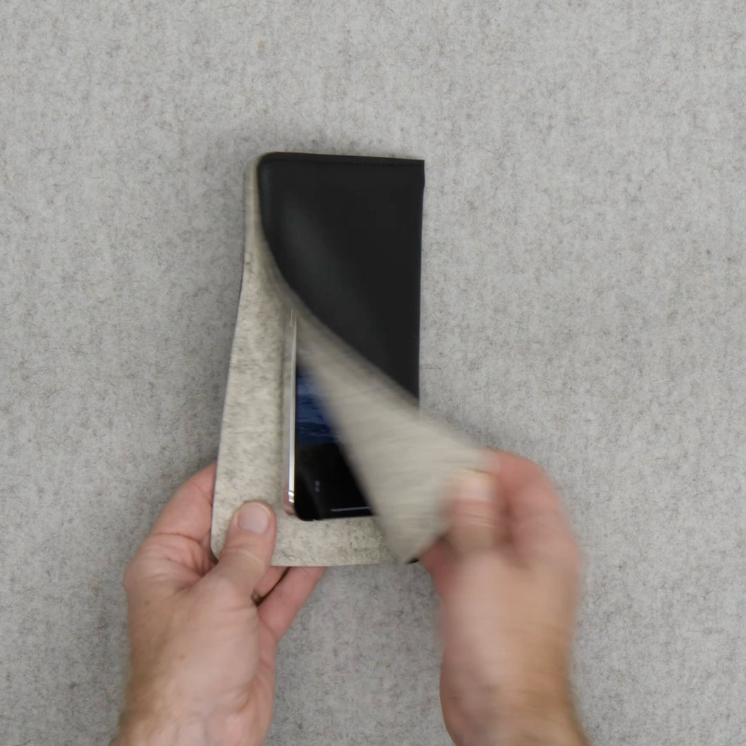 magic sleeve for iPhone