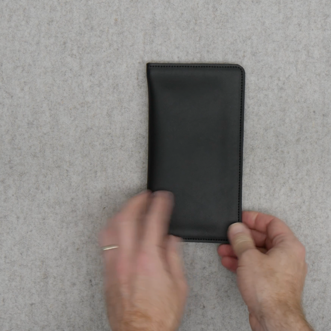 magic sleeve for iPhone