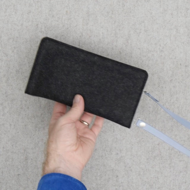 magic sleeve for iPhone