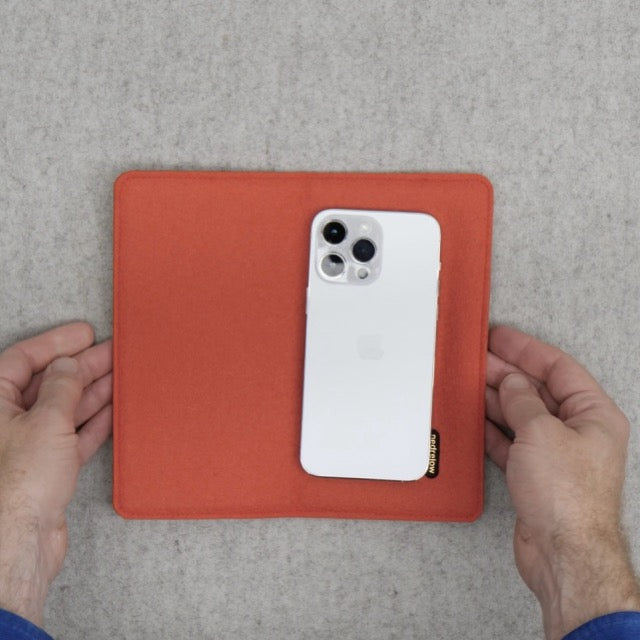 magic sleeve for iPhone