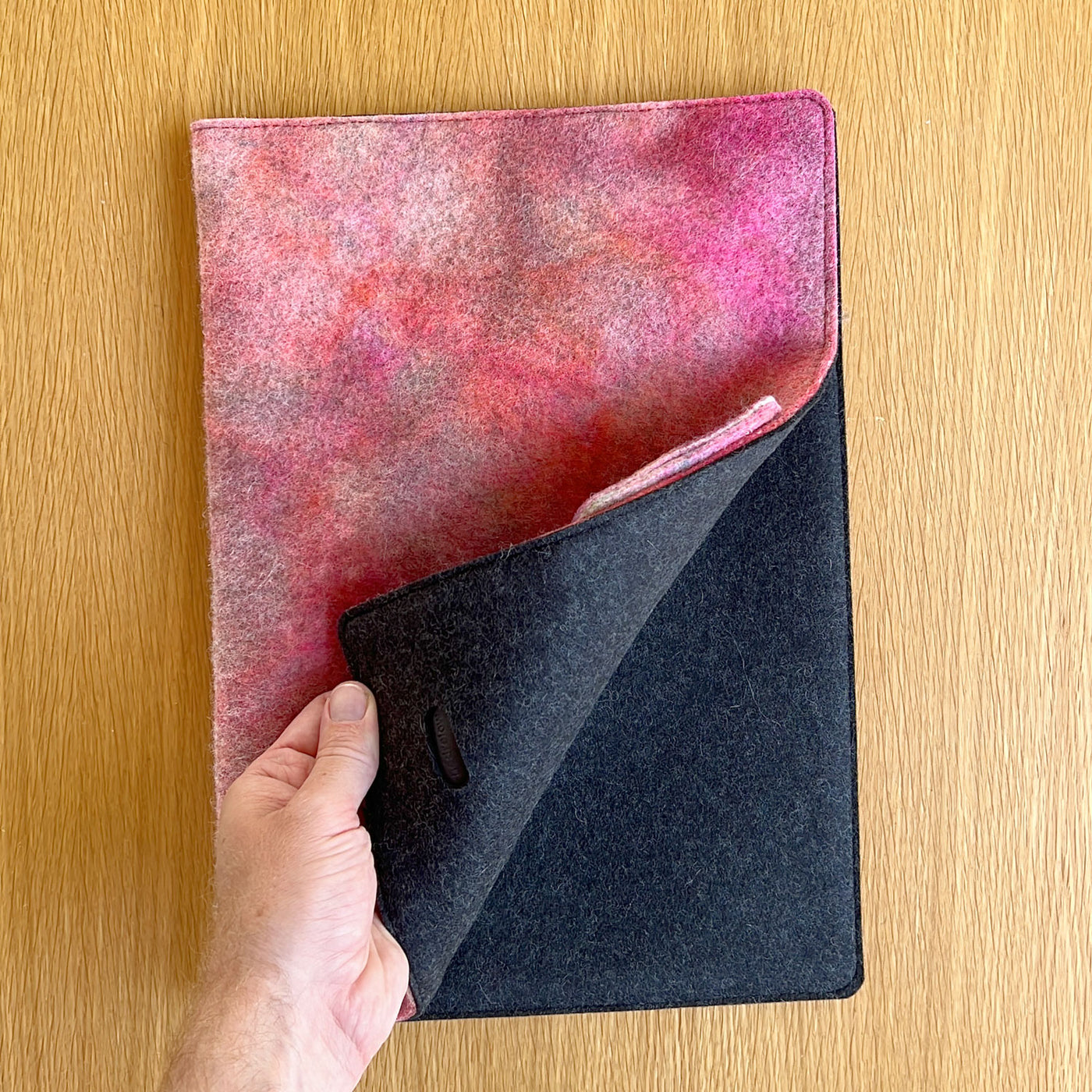 hand dyed magic sleeve, medium laptop (13/14") (13_4)